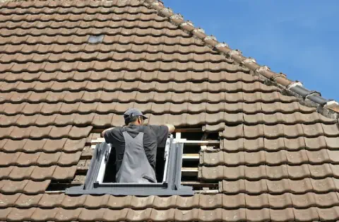 Pose de velux - Robert-Espagne